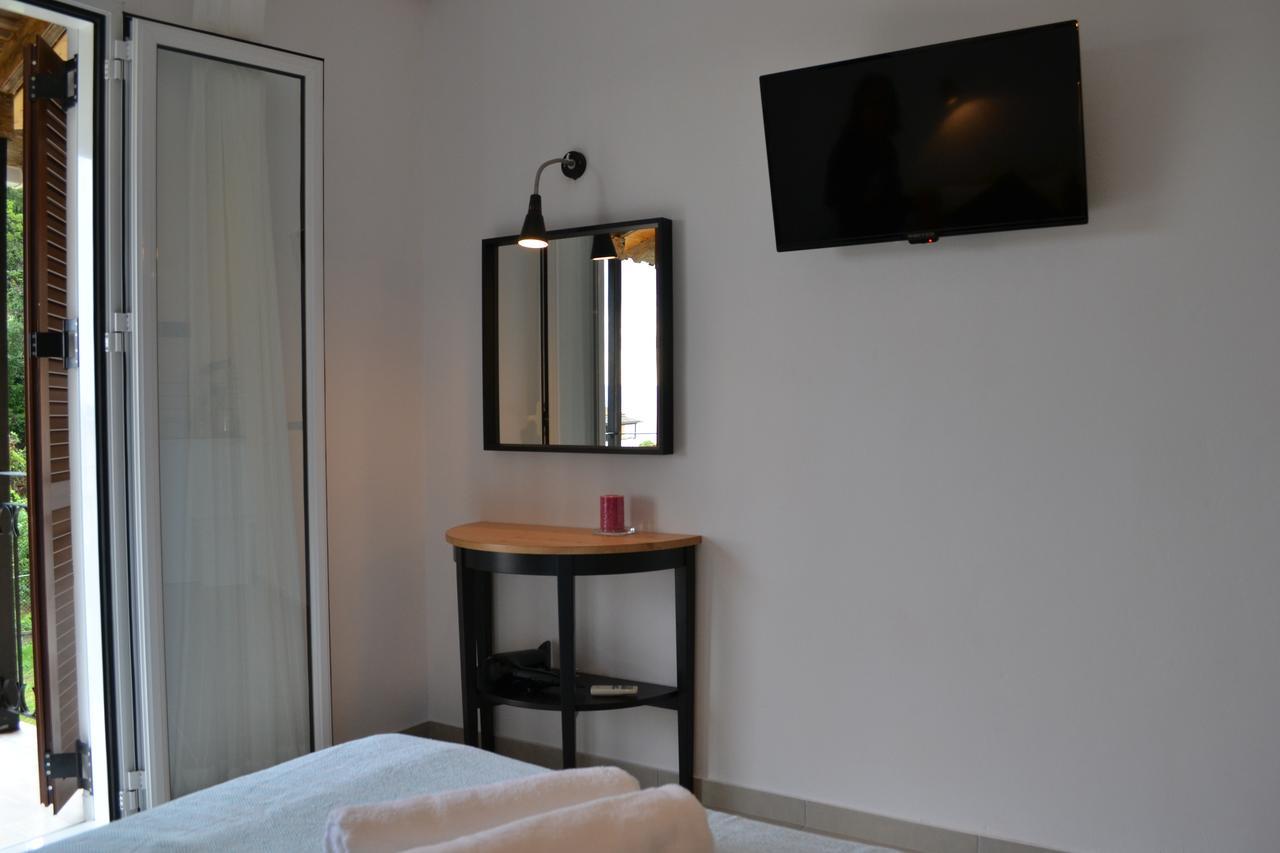 Iliana Studios Benitses  Extérieur photo