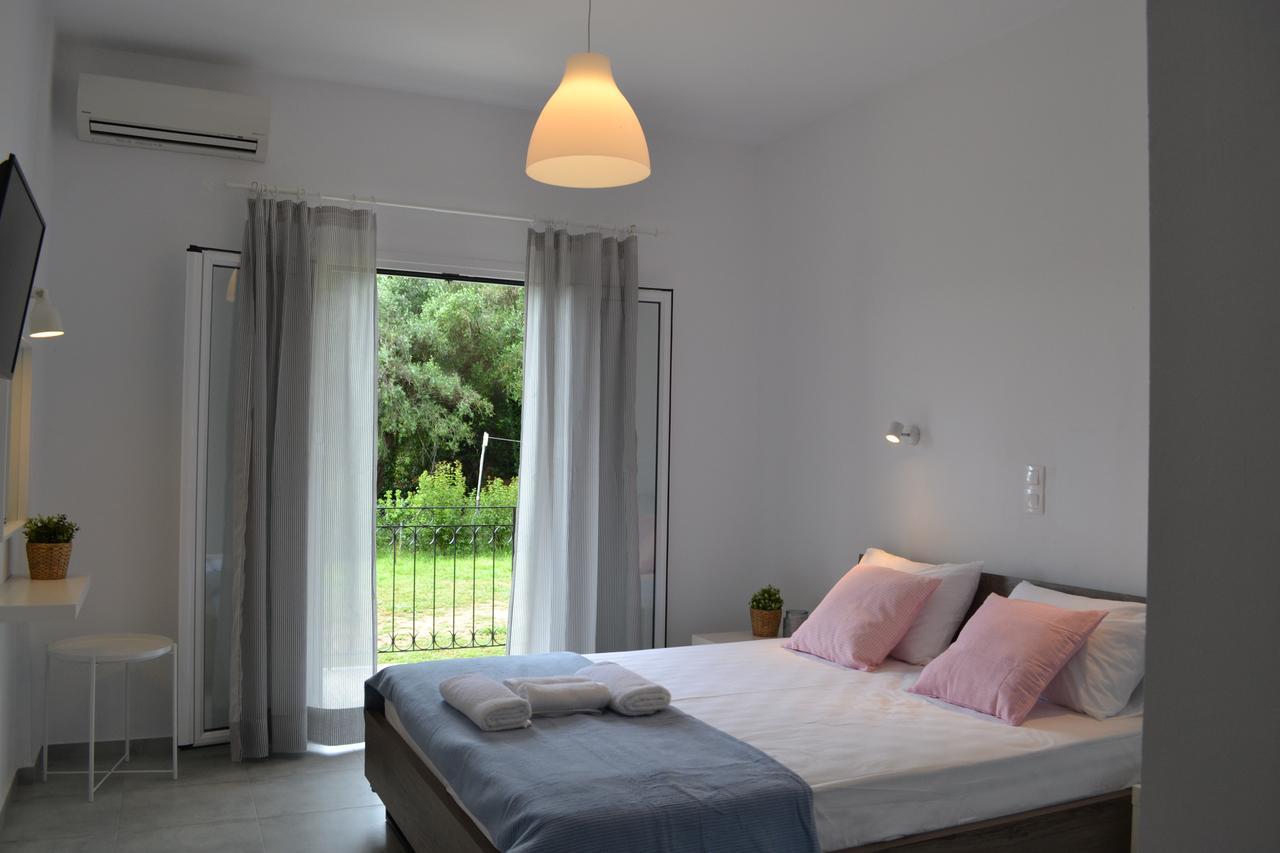Iliana Studios Benitses  Extérieur photo