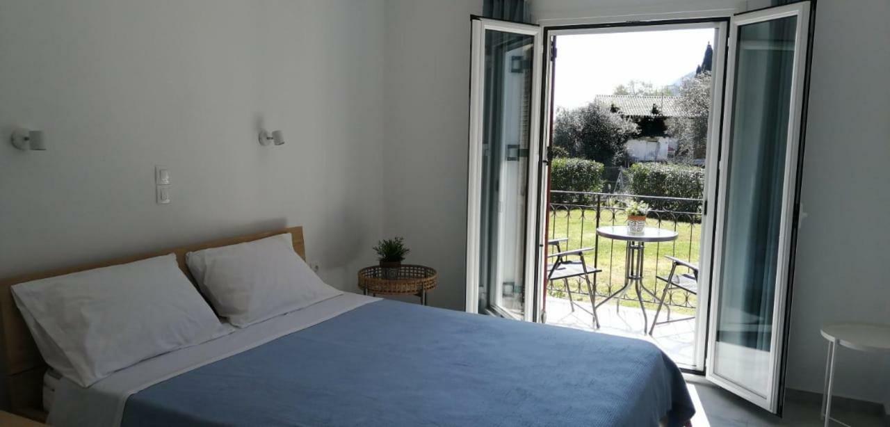 Iliana Studios Benitses  Extérieur photo